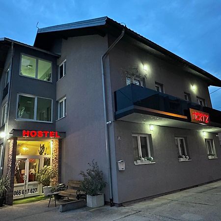 Hostel Herz Banja Luka Ngoại thất bức ảnh