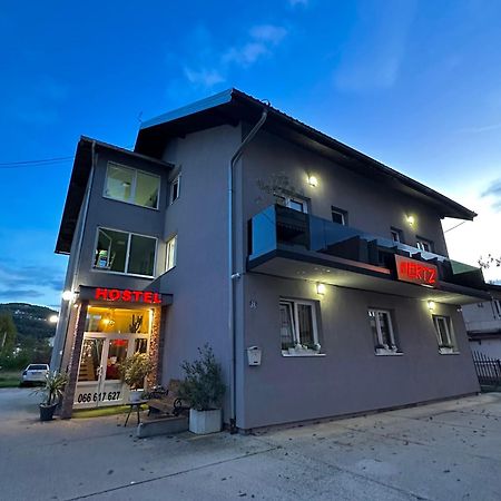 Hostel Herz Banja Luka Ngoại thất bức ảnh