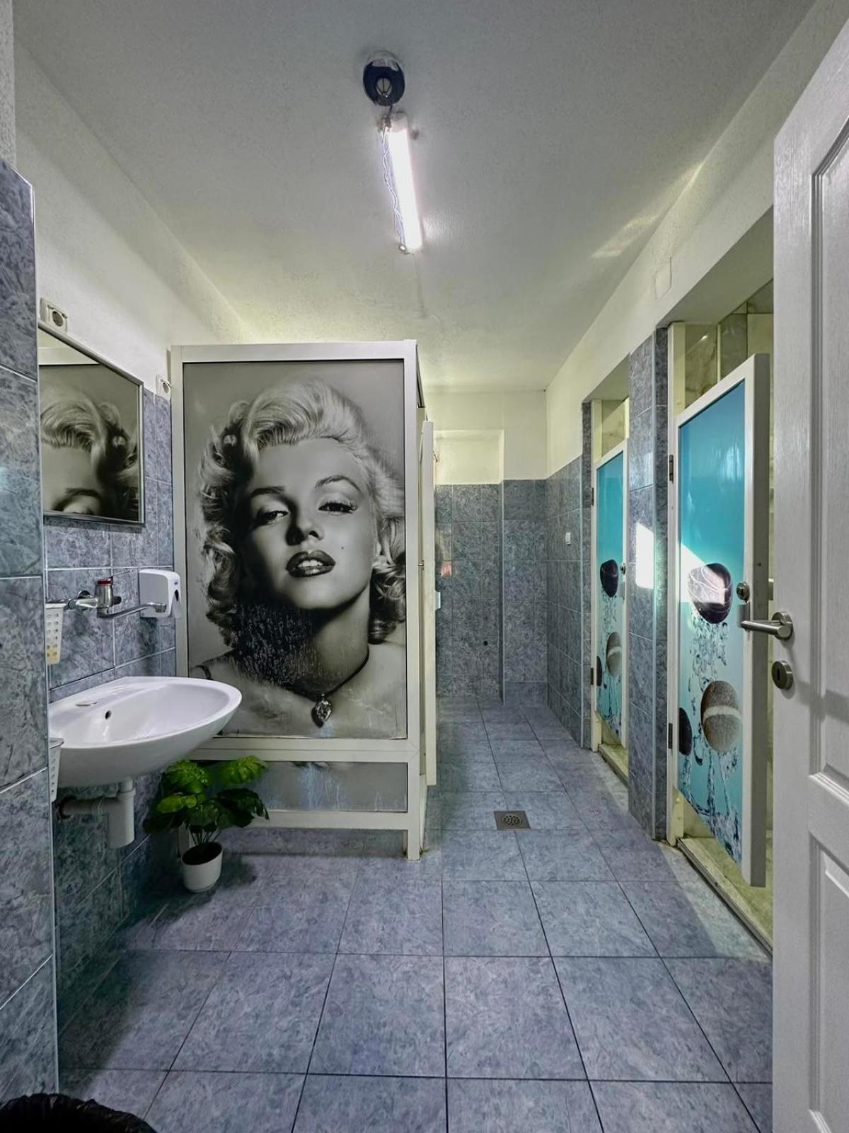 Hostel Herz Banja Luka Ngoại thất bức ảnh
