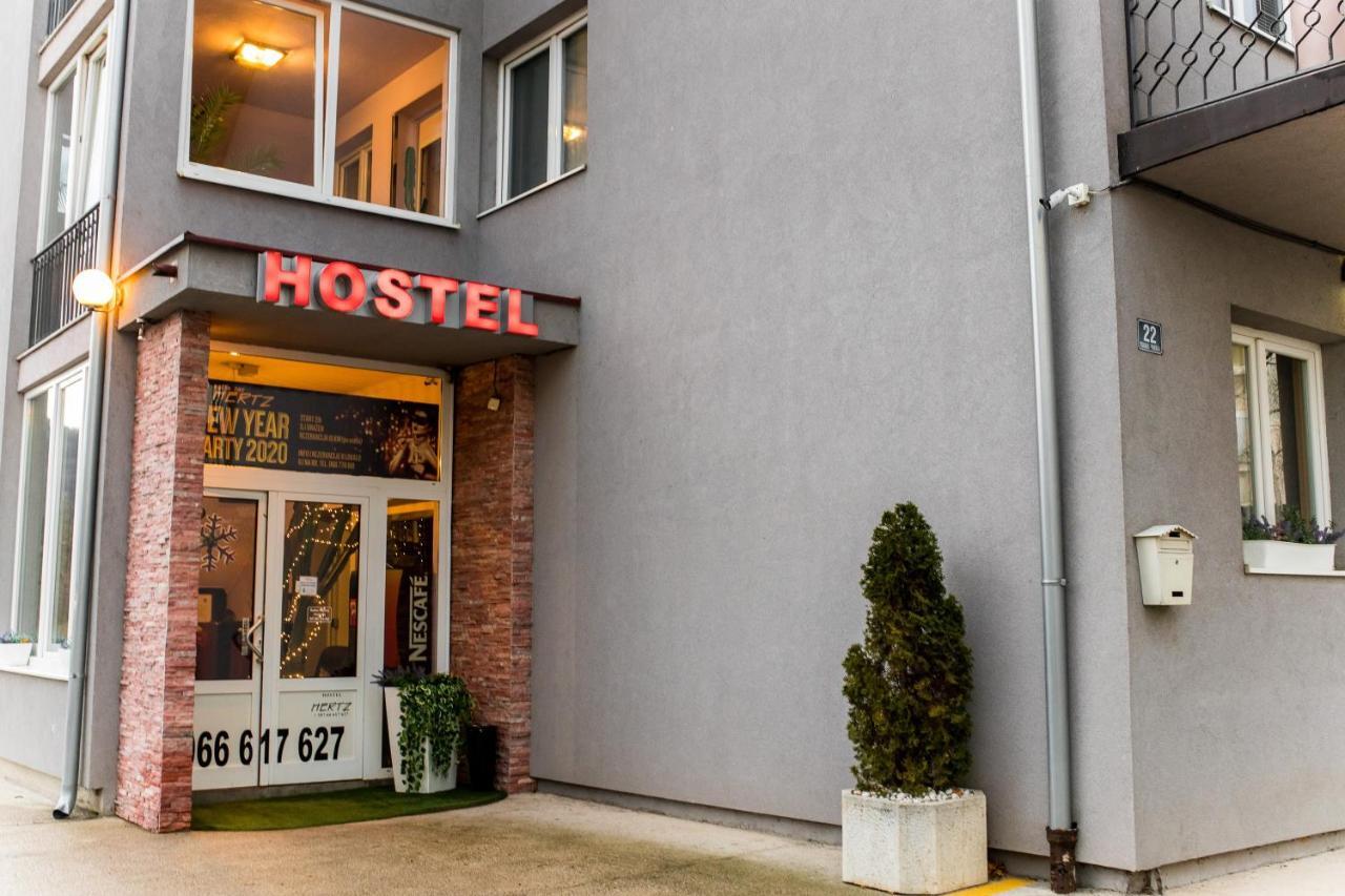 Hostel Herz Banja Luka Ngoại thất bức ảnh