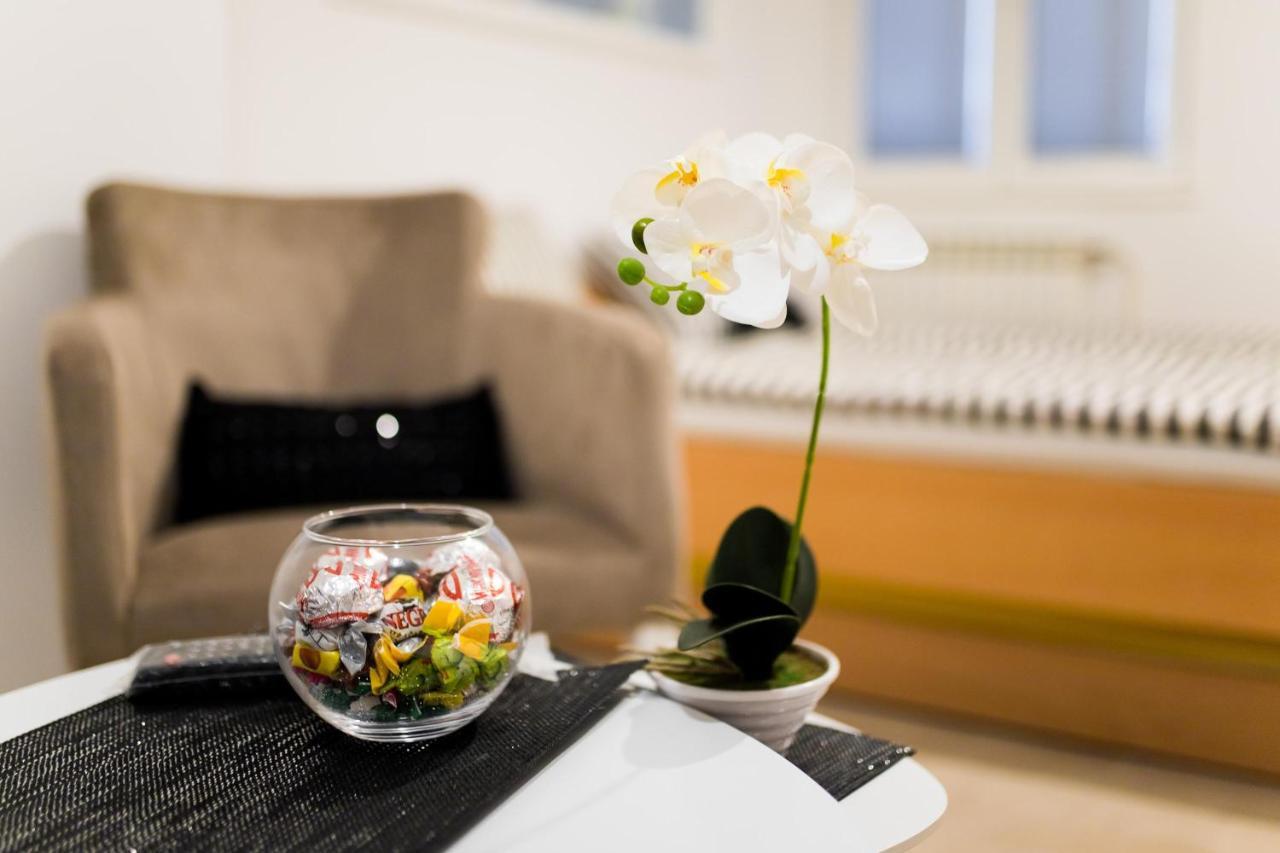 Hostel Herz Banja Luka Ngoại thất bức ảnh