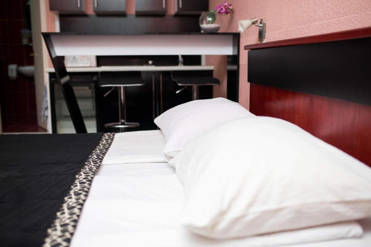 Hostel Herz Banja Luka Ngoại thất bức ảnh
